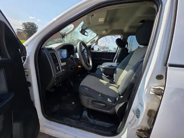 2012 Ram 2500 4WD Crew Cab 169' ST - Photo 17