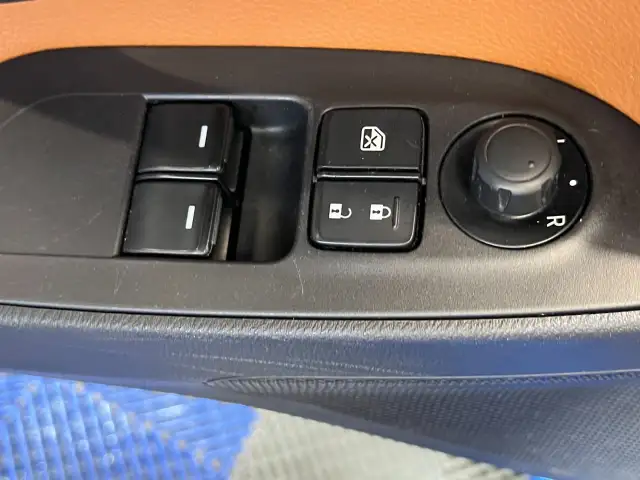 2017 FIAT 124 Spider - Photo 11