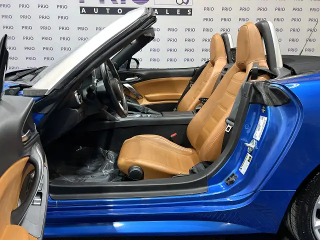 2017 FIAT 124 Spider - Photo 14
