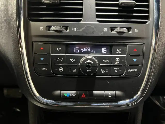 2020 Dodge Grand Caravan - Photo 25