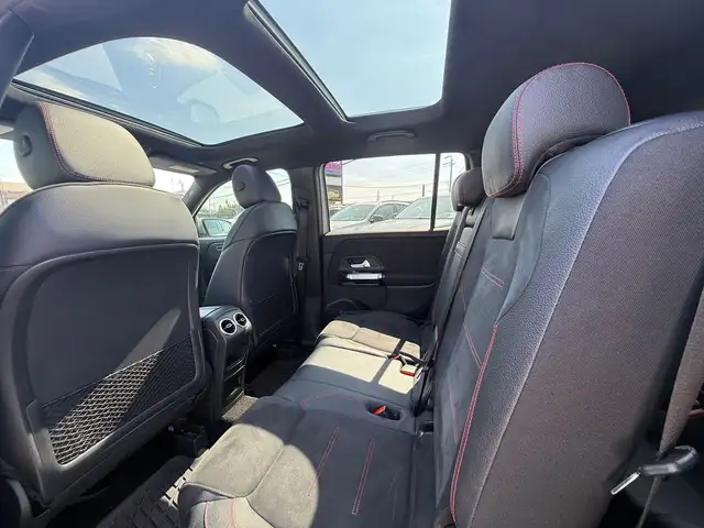 2021 Mercedes-Benz GLB 250 4MATIC AMG PACKAGE 7 PASSENGERS - Photo 10