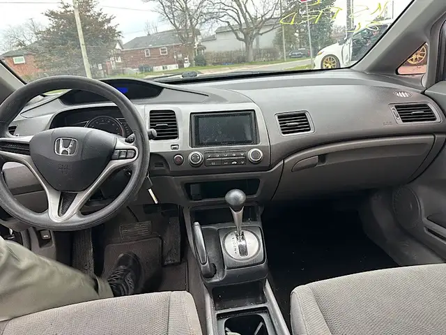 2011 Honda Civic 4dr Auto DX-G - Photo 7