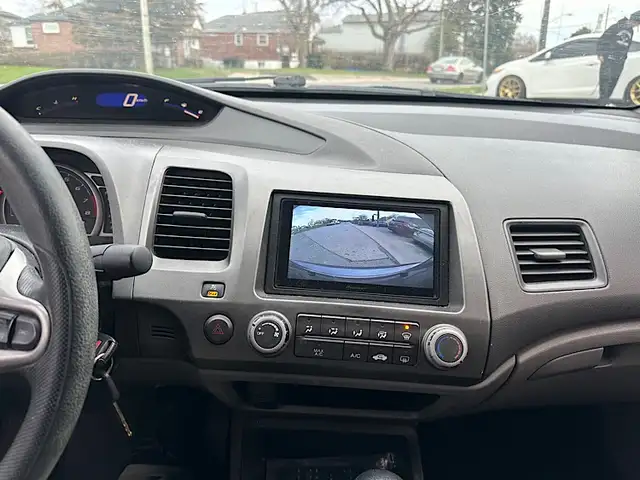 2011 Honda Civic 4dr Auto DX-G - Photo 8