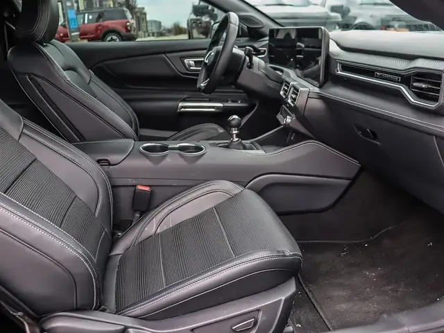 2025 Ford Mustang GT Premium Fastback - Photo 15