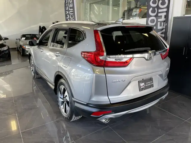 2017 Honda CR-V Touring - Photo 5