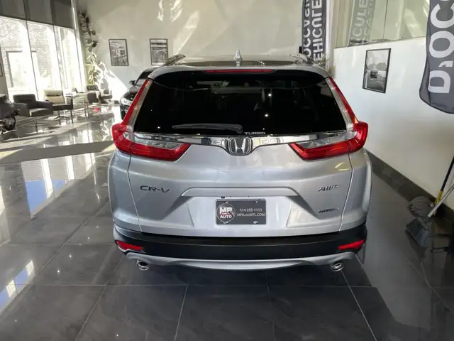 2017 Honda CR-V Touring - Photo 6