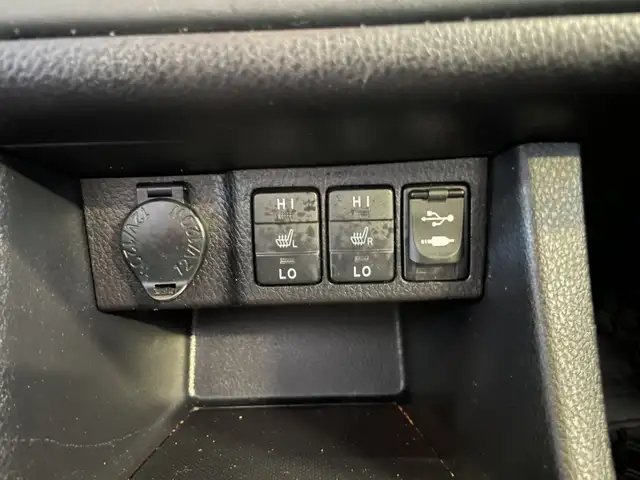 2017 Toyota Corolla LE - Photo 21