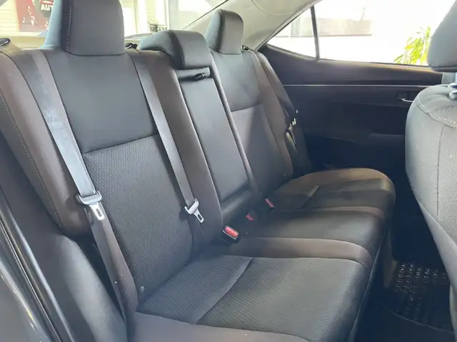 2017 Toyota Corolla LE - Photo 26