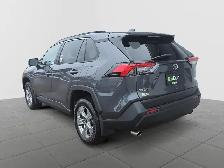 2024 Toyota RAV4 XLE XLE | Adaptive Cruise | Sunroof - Photo 4