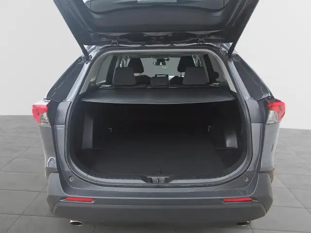 2024 Toyota RAV4 XLE XLE | Adaptive Cruise | Sunroof - Photo 23