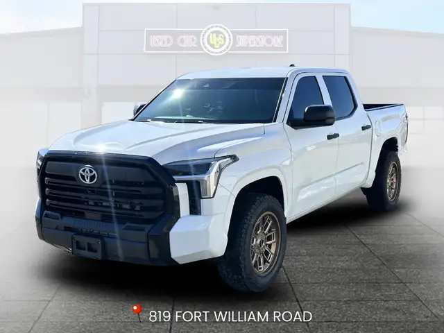 2024 Toyota Tundra - Photo 3