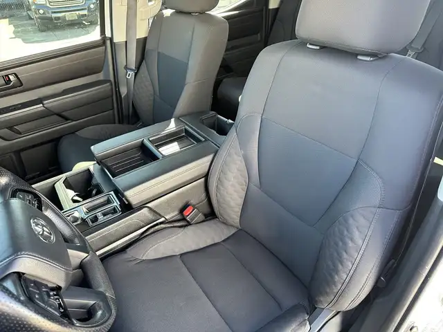 2024 Toyota Tundra - Photo 13