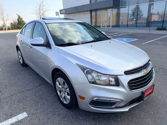 2015 Chevrolet Cruze 4dr Sedan 1LT - Photo 3