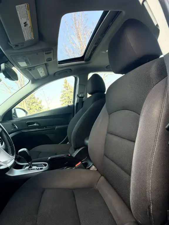 2015 Chevrolet Cruze 4dr Sedan 1LT - Photo 4