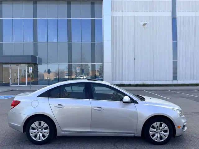 2015 Chevrolet Cruze 4dr Sedan 1LT - Photo 5