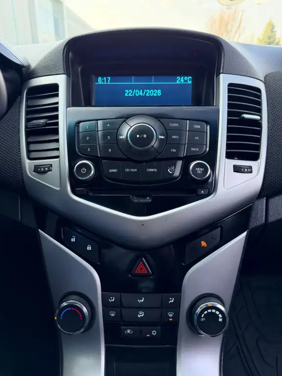 2014 Chevrolet Cruze 1LT Auto 4dr Sedan Automatic - Photo 12