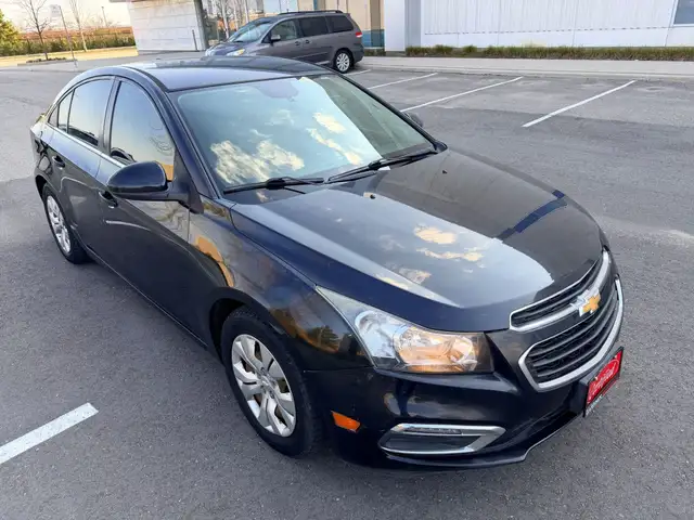 2015 Chevrolet Cruze 4dr Sedan 1LT - Photo 4