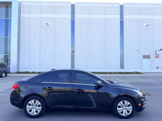 2015 Chevrolet Cruze 4dr Sedan 1LT - Photo 9
