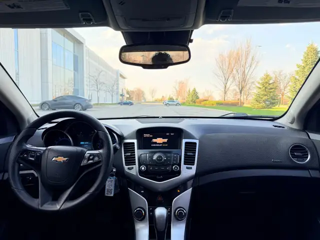 2015 Chevrolet Cruze 4dr Sedan 1LT - Photo 12