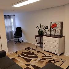 One bedroom basement apartment for rent in North York. - Photo 2