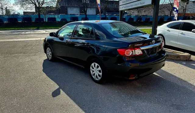 2013 TOYOTA COROLLA 4DR SDN AUTO - HEATED SEATS - AC - POWER LOC - Photo 7