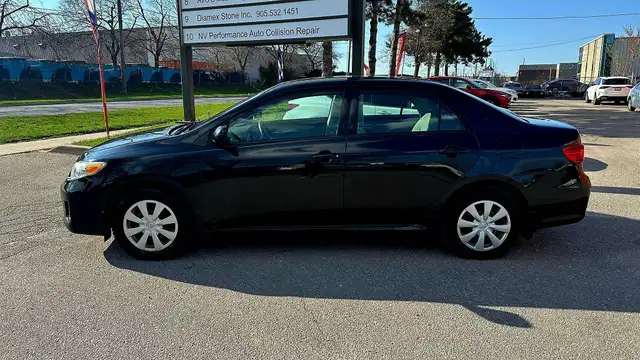 2013 TOYOTA COROLLA 4DR SDN AUTO - HEATED SEATS - AC - POWER LOC - Photo 8