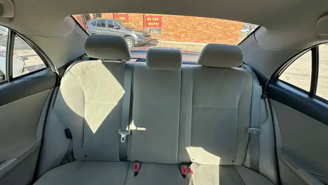 2013 TOYOTA COROLLA 4DR SDN AUTO - HEATED SEATS - AC - POWER LOC - Photo 13