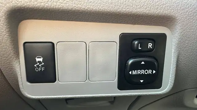 2013 TOYOTA COROLLA 4DR SDN AUTO - HEATED SEATS - AC - POWER LOC - Photo 15