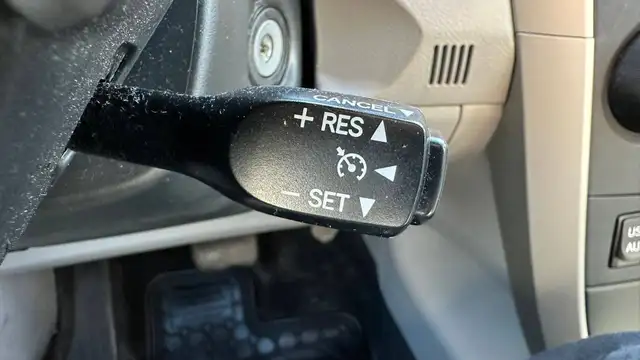 2013 TOYOTA COROLLA 4DR SDN AUTO - HEATED SEATS - AC - POWER LOC - Photo 20