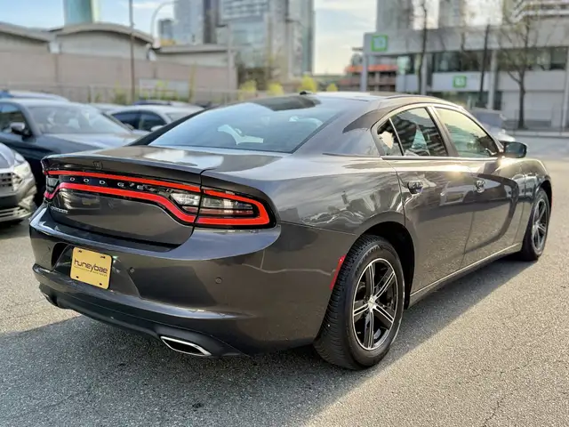 2019 Dodge Charger SXT | NO ACCIDENTS | LOCAL BC CAR | - Photo 5