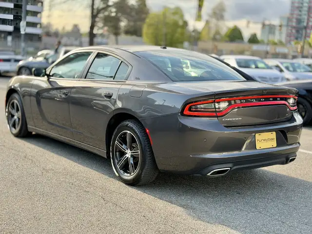2019 Dodge Charger SXT | NO ACCIDENTS | LOCAL BC CAR | - Photo 7
