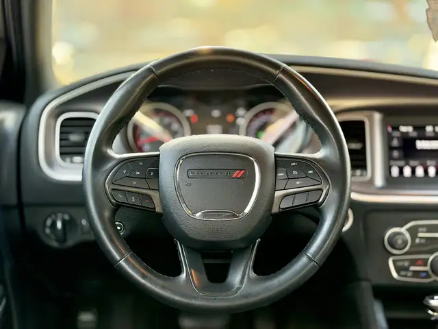 2019 Dodge Charger SXT | NO ACCIDENTS | LOCAL BC CAR | - Photo 12