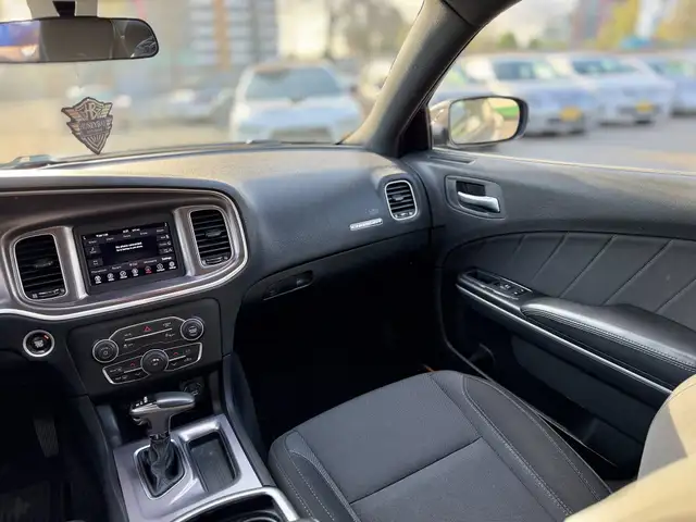 2019 Dodge Charger SXT | NO ACCIDENTS | LOCAL BC CAR | - Photo 14