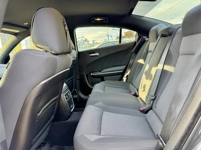 2019 Dodge Charger SXT | NO ACCIDENTS | LOCAL BC CAR | - Photo 23