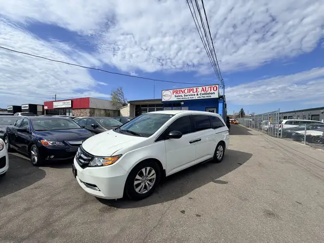 2014 Honda Odyssey SE 178KM- 8 Passenger - CERTIFIED-WARRANTY - Photo 2