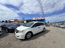 2014 Honda Odyssey SE 178KM- 8 Passenger - CERTIFIED-WARRANTY - Photo 2