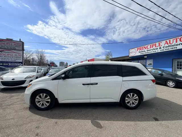 2014 Honda Odyssey SE 178KM- 8 Passenger - CERTIFIED-WARRANTY - Photo 3
