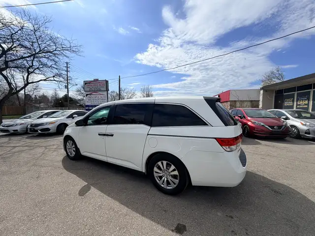 2014 Honda Odyssey SE 178KM- 8 Passenger - CERTIFIED-WARRANTY - Photo 4