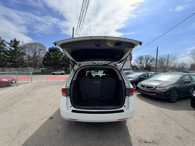 2014 Honda Odyssey SE 178KM- 8 Passenger - CERTIFIED-WARRANTY - Photo 7