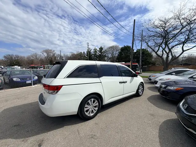 2014 Honda Odyssey SE 178KM- 8 Passenger - CERTIFIED-WARRANTY - Photo 9