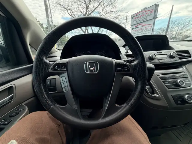 2014 Honda Odyssey SE 178KM- 8 Passenger - CERTIFIED-WARRANTY - Photo 21