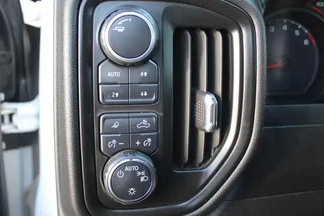 2023 Chevrolet Silverado 1500 RST Z71 4WD 6.5ft 5.3L Running Boa - Photo 3