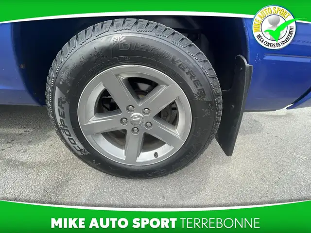 RAM 1500 Express Quad Cab 4x4 caisse de 6 pi 4 po Disponibilité - Photo 3