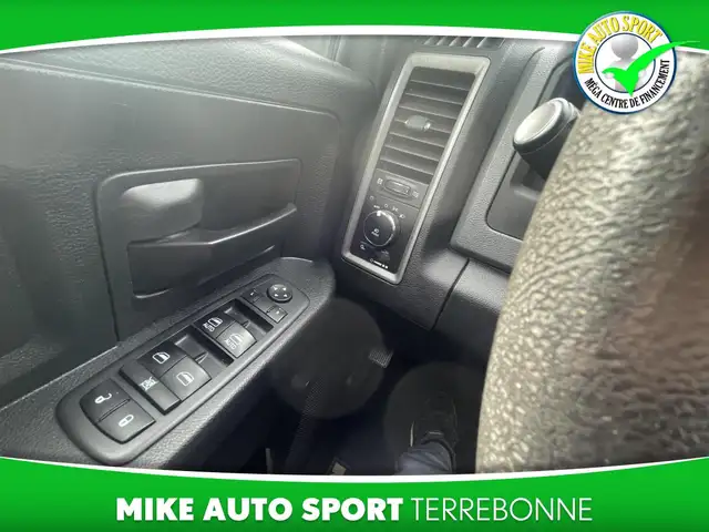 RAM 1500 Express Quad Cab 4x4 caisse de 6 pi 4 po Disponibilité - Photo 11