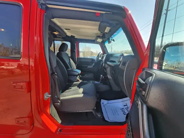 2017 JEEP WRANGLER UNLIMITED BIG BEAR - Photo 15