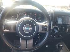 2017 JEEP WRANGLER UNLIMITED BIG BEAR - Photo 16