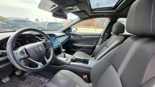 2021 Honda Civic Hatchback Sport - Photo 12