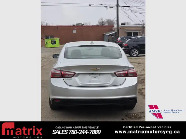 2022 Chevrolet Malibu LT - Photo 10