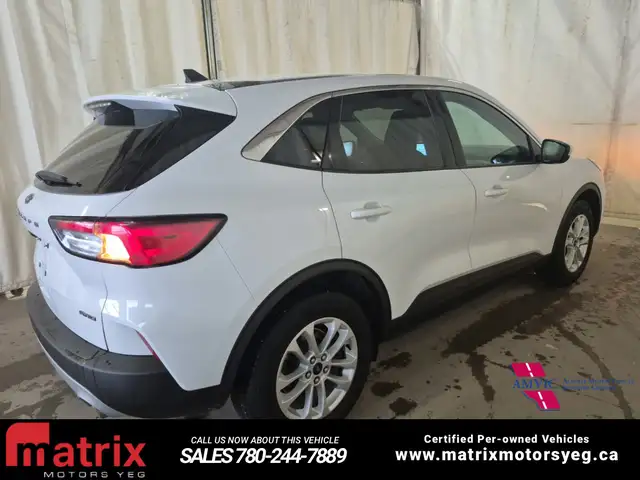 2021 Ford Escape SE - Photo 12