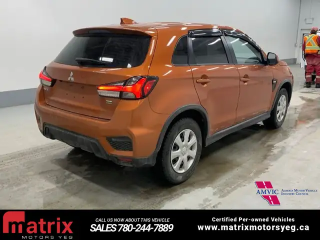 2024 Mitsubishi RVR ES - Photo 10